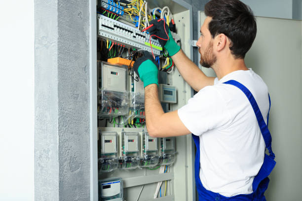 Electrical Outlet Repair in Saticoy, CA